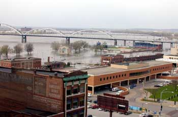 Flood 2001: Centennial Bridge